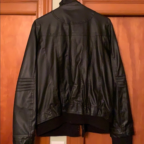apple bottom faux leather jacket - Picture 4 of 4